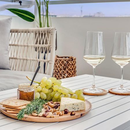 Sanders Coral Court Penthouse - Cute 3-Bedroom Apartment With Balcony Limassol Bagian luar foto