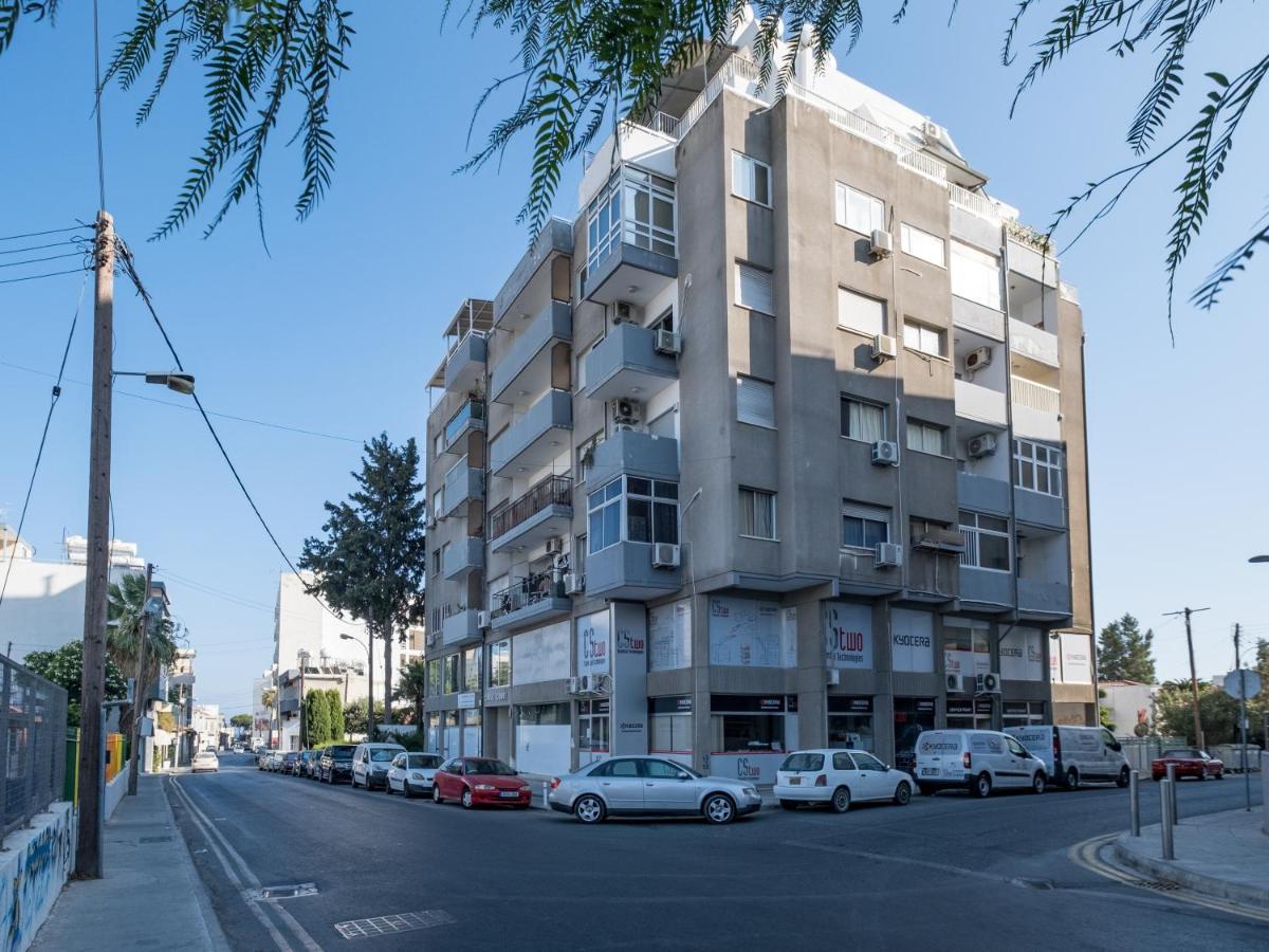 Sanders Coral Court Penthouse - Cute 3-Bedroom Apartment With Balcony Limassol Bagian luar foto