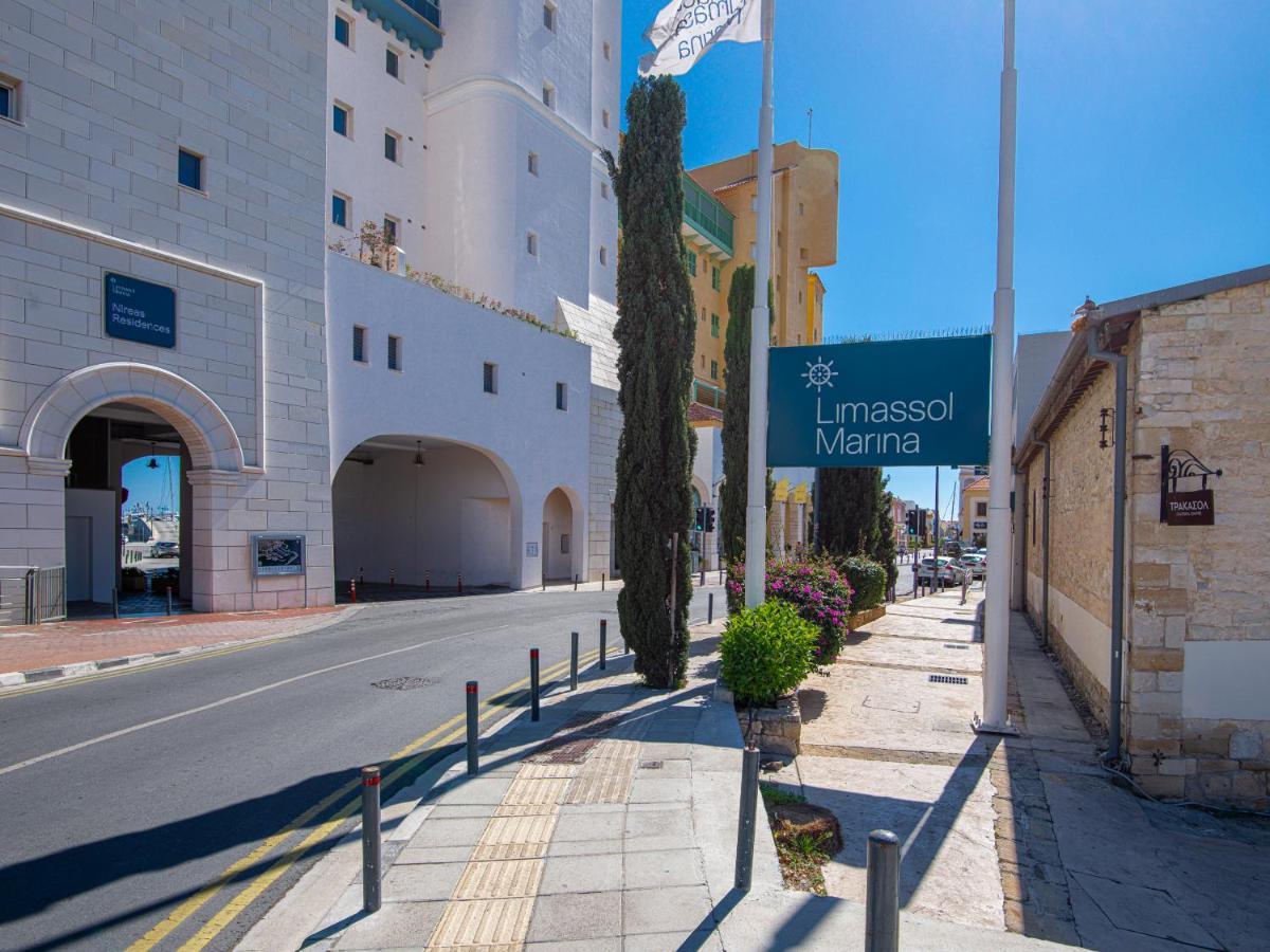Sanders Coral Court Penthouse - Cute 3-Bedroom Apartment With Balcony Limassol Bagian luar foto