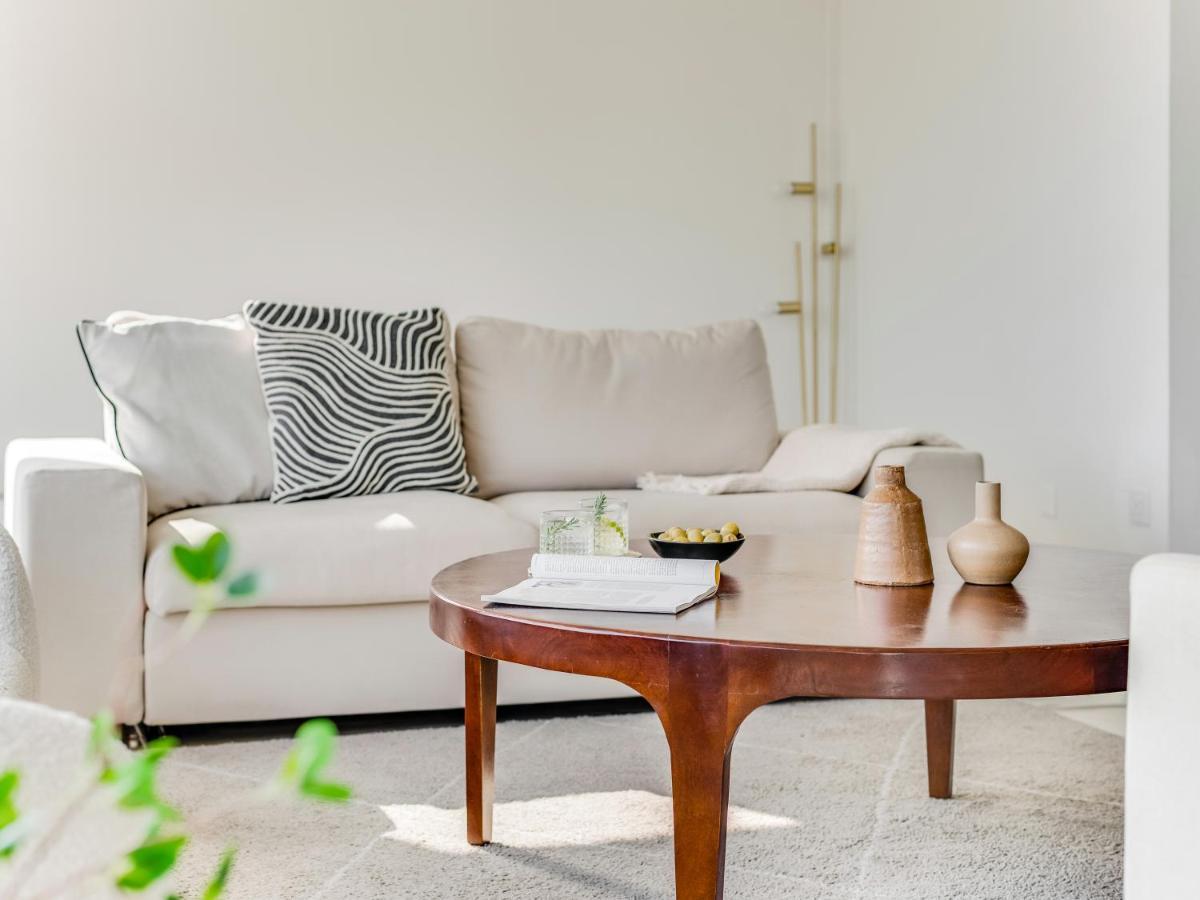 Sanders Coral Court Penthouse - Cute 3-Bedroom Apartment With Balcony Limassol Bagian luar foto