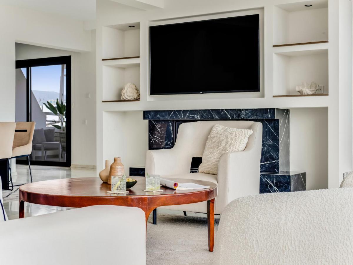Sanders Coral Court Penthouse - Cute 3-Bedroom Apartment With Balcony Limassol Bagian luar foto
